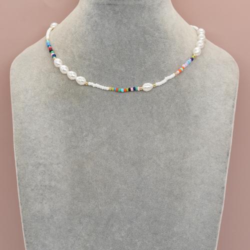 Seed verre collier de perles, Seedbead, avec perle d'eau douce cultivée & perle de plastique & alliage de zinc, avec 5cm chaînes de rallonge, Placage de couleur d'or, bijoux de mode & différents matériaux pour le choix & pour femme, plus de couleurs à choisir, Longueur Environ 42 cm, Vendu par PC