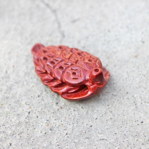 Wood Pendants Sandalwood Leaf Carved DIY red Sold By PC