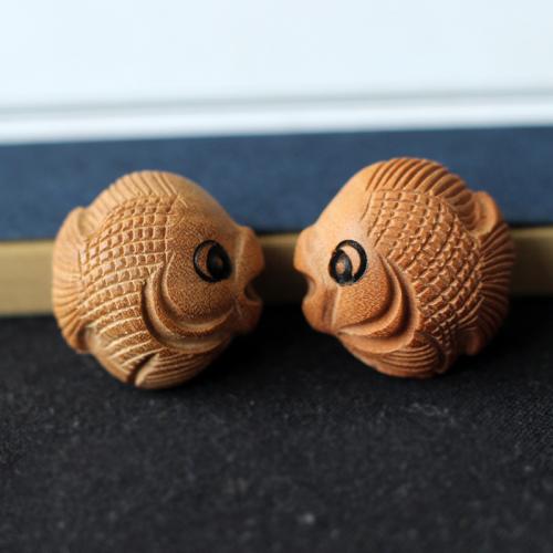 Wood Beads Peach Wood Fish Carved DIY yellow Sold By PC