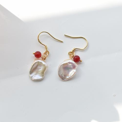 Boucles d'oreilles pendantes en laiton, avec perle & agate rouge, Placage de couleur d'or, bijoux de mode & pour femme, couleurs mélangées, protéger l'environnement, sans nickel, plomb et cadmium, 35mm, Vendu par paire