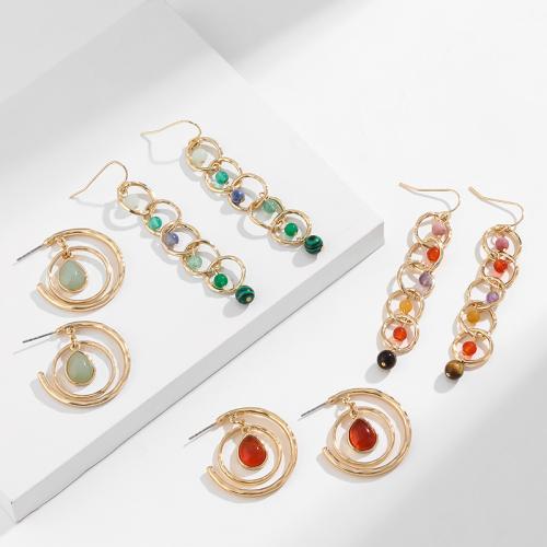 Zinc Alloy Oorbellen, met Gemstone Chips, gold plated, verschillende stijlen voor de keuze & voor vrouw, meer kleuren voor de keuze, Verkocht door pair