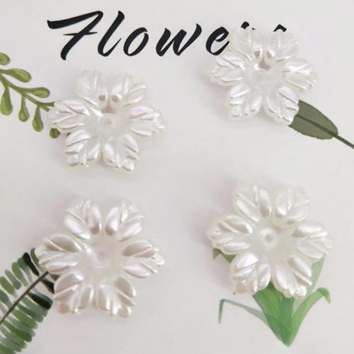 Resin Jewelry Beads Flower stoving varnish DIY white 18mm Approx Sold By Bag