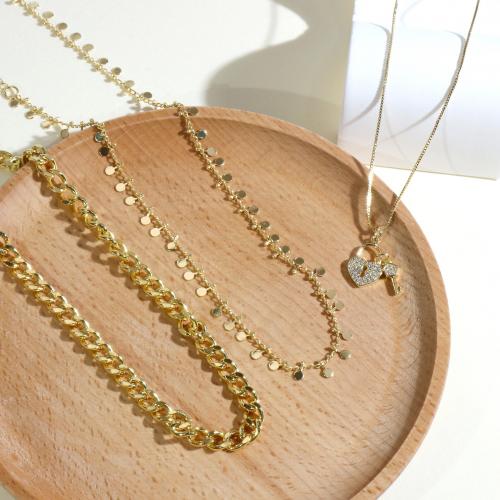 Collier en laiton, avec 5cm chaînes de rallonge, Placage de couleur d'or, bijoux de mode & styles différents pour le choix & pour femme, protéger l'environnement, sans nickel, plomb et cadmium, Longueur Environ 40 cm, Vendu par PC