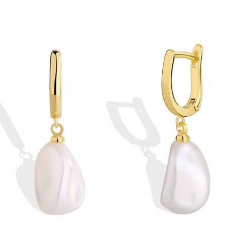 Huggie hoepel Drop Earrings, Messing, met Shell Pearl, plated, voor vrouw, gouden, Verkocht door pair