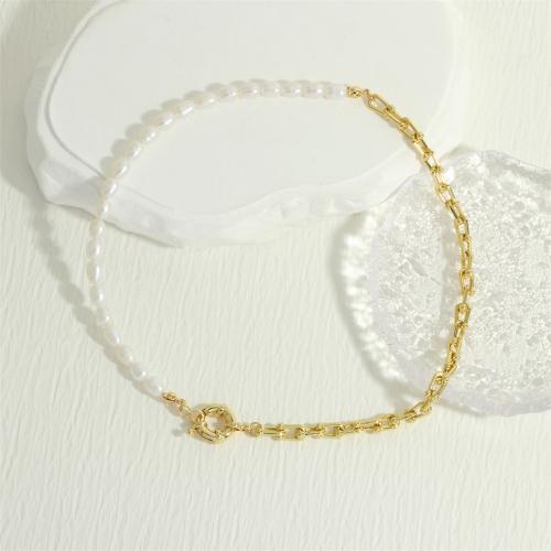 Collier en laiton, avec perle d'eau douce cultivée, Placage de couleur d'or, bijoux de mode & pour femme, blanc, protéger l'environnement, sans nickel, plomb et cadmium, Longueur Environ 40 cm, Vendu par PC