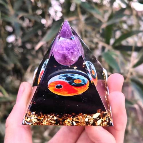 Resin Pyramid Decoration with Gemstone Pyramidal Sold By PC