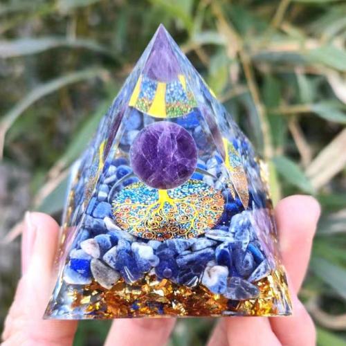 Resin Pyramid Decoration with Gemstone Pyramidal epoxy gel Sold By PC