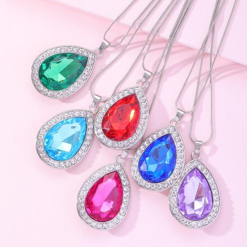 Zinc Alloy smykker halskæde, med gemstone Chips, Teardrop, sølvfarvet forgyldt, for kvinde & med rhinestone, flere farver til valg, 52x30mm, Solgt af PC