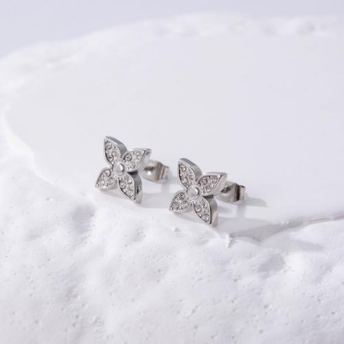 Titanium Staal Earring, Four Leaf Clover, mode sieraden & micro pave zirconia & voor vrouw, nikkel, lood en cadmium vrij, 8x8mm, Verkocht door pair