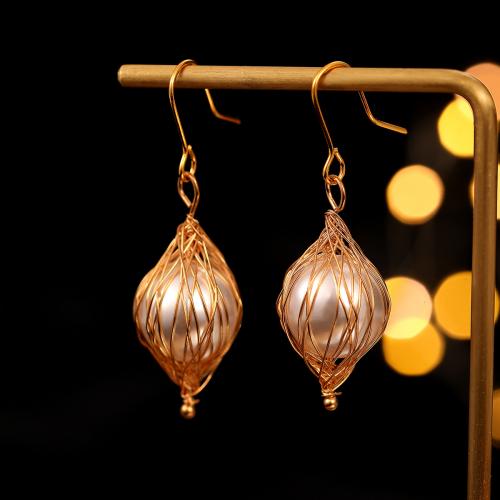 Pendientes de Gota en Latón, metal, con Perlas plásticas, chapado en color dorado, Joyería & para mujer, Blanco, libre de níquel, plomo & cadmio, 15x53mm, Vendido por Par