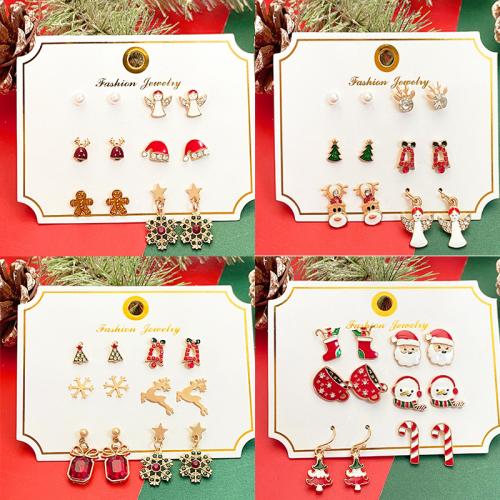 Pendientes de Navidad, aleación de zinc, con esmalte, chapado en oro KC, 6 piezas & Diseño de Navidad & diferentes estilos para la opción & para mujer, libre de níquel, plomo & cadmio, Vendido por Set