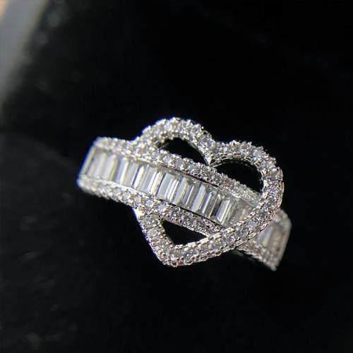 Messing Manchet Finger Ring, Hart, geplatineerd, micro pave zirconia & voor vrouw & hol, Maat:6-8, Verkocht door PC