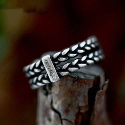 Titanium Steel Finger Ring polished vintage & for man original color US Ring Sold By PC