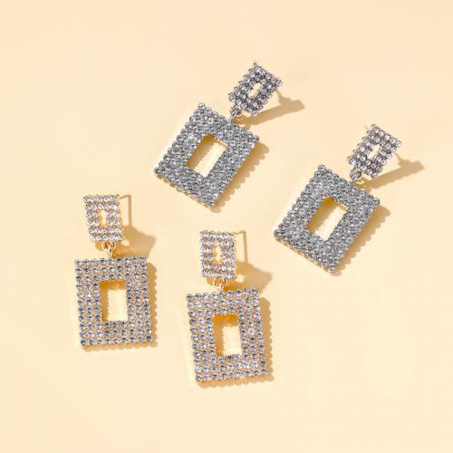 Øremærkning af zinklegeret stud, Zinc Alloy, Square, forgyldt, mode smykker & for kvinde & med rhinestone & hule, flere farver til valg, nikkel, bly & cadmium fri, 40x20mm, Solgt af par