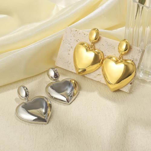 Zinc Alloy Stud Earring Heart plated fashion jewelry & for woman nickel lead & cadmium free Sold By Pair