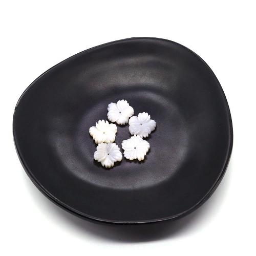 Colgantes de Nácar, Concha de agua dulce, Flor, Tallado, Bricolaje, Blanco, 10mm, Vendido por UD