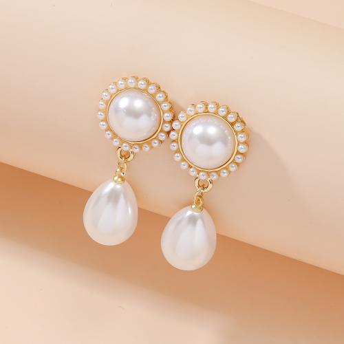 Pendientes de Perno de Aleación de Zinc, con Perlas plásticas, Gota, chapado en oro KC, Joyería & para mujer, Blanco, libre de níquel, plomo & cadmio, 42x7mm, Vendido por Par