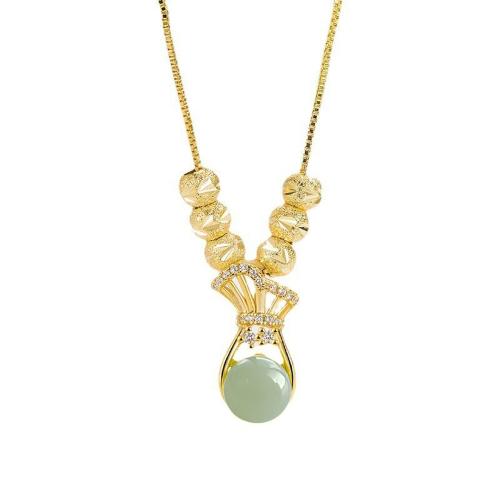 Kubieke Zirkoon Micro Pave Brass Ketting, Messing, met Jade, plated, micro pave zirconia & voor vrouw, gouden, Verkocht door PC