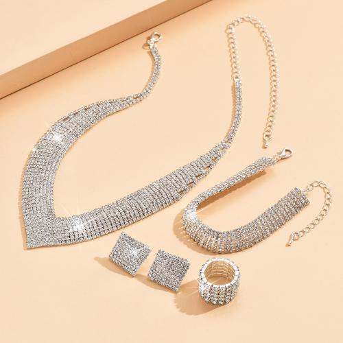 Set gioielli in lega di zinco, Orecchino a bottone & anello dito & Bracciale & Collana, lega in zinco, placcato, 4 pezzi & gioielli di moda & per la donna & con strass, argento, assenza di nichel,piombo&cadmio, Venduto da set