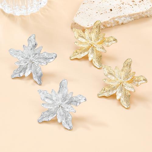 Zinc Alloy Stud Earring Flower plated fashion jewelry & for woman Sold By Pair