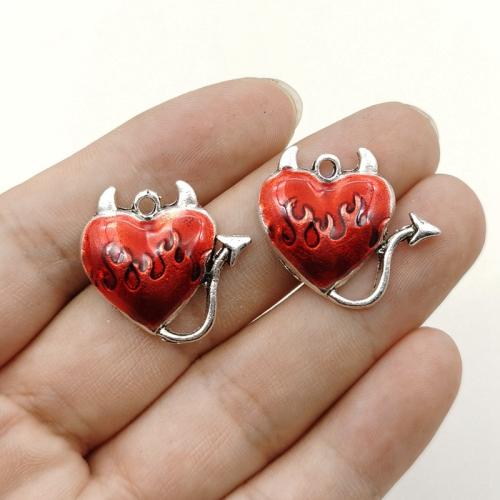 Zinc Alloy émail Pendants, alliage de zinc, coeur, Placage de couleur argentée, DIY, rouge, protéger l'environnement, sans nickel, plomb et cadmium, 28x25mm, 10PC/sac, Vendu par sac