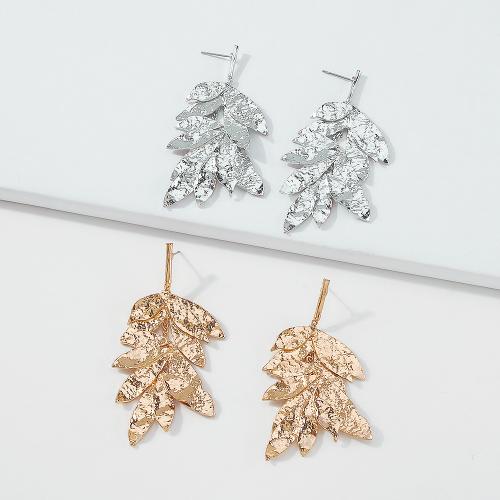 Zinc Alloy Stud Earring Leaf plated fashion jewelry & for woman Sold By Pair