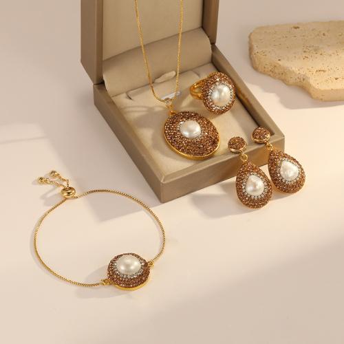 Micro zirconi Pave ottone Jewelry Set, with perla d'acquadolce coltivata naturalmente, gioielli di moda & stili diversi per la scelta & Micro spianare cubic zirconia & per la donna, Lunghezza Appross. 45.4 cm, Appross. 11.8 cm, Venduto da set