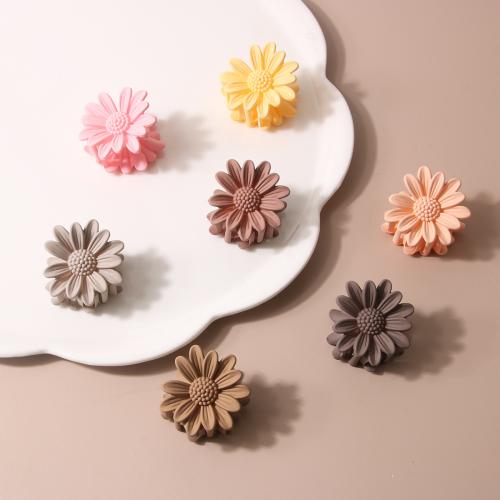 Hair Claw Clips Plastic Flower stoving varnish for woman Sold By PC