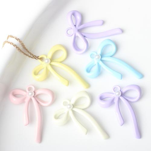 Zinc Alloy Bowknot pendentifs, alliage de zinc, avec perle de plastique, Noeud papillon, peinture, bijoux de mode & DIY, plus de couleurs à choisir, protéger l'environnement, sans nickel, plomb et cadmium, 20x31x5mm, Environ 100PC/sac, Vendu par sac