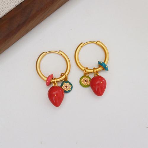 Boucle d'oreille Creole cerceau laiton, fraise, Placage de couleur d'or, pour femme & émail, rouge, protéger l'environnement, sans nickel, plomb et cadmium, 30x8x8mm, Vendu par paire