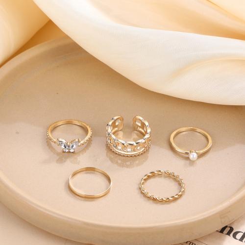 Sinc Alloy Ring Set, le Pearl Plaisteacha, plátáilte, 5 phíosa & micrea réiteach zirconia ciúbach & do bhean, órga, Díolta De réir PC