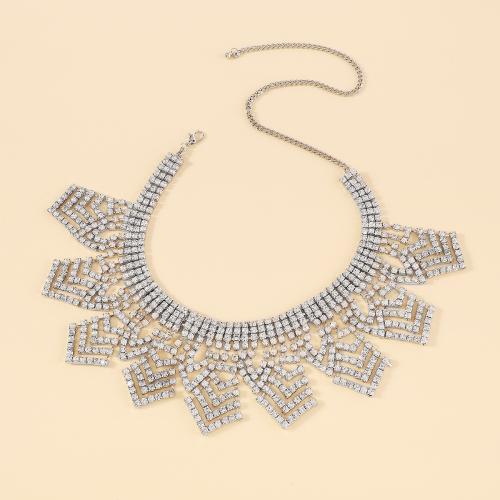 Mode Choker Ketting, Ijzer, met Zinc Alloy, mode sieraden & voor vrouw & met strass, meer kleuren voor de keuze, Lengte Ca 29-58 cm, Verkocht door PC