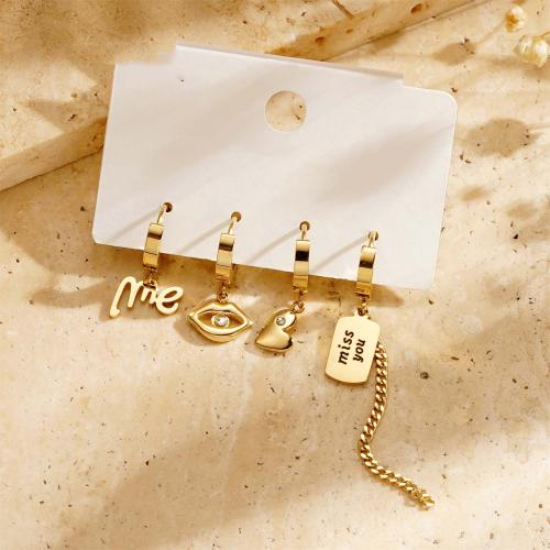 Titanium Staal Earring, gold plated, mode sieraden & met strass, gouden, 4pC's/Stel, Verkocht door Stel