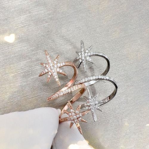 Messing fingerring, Otte takket stjerne, forgyldt, for kvinde & med rhinestone, flere farver til valg, nikkel, bly & cadmium fri, inner diameter:17~20mm, Solgt af PC