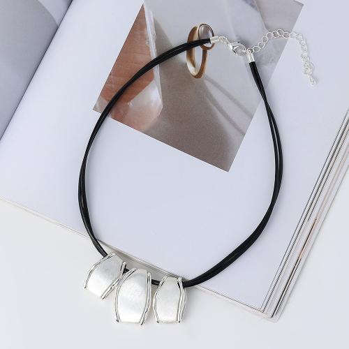 Zinklegering halskettingen, Zinc Alloy, met PU koord, mode sieraden & voor vrouw, meer kleuren voor de keuze, Lengte Ca 51 cm, 2pC's/Bag, Verkocht door Bag