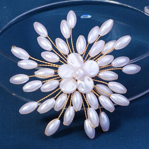 Kunststof Pearl Brooch, Messing, met Plastic Pearl, mode sieraden & verschillende stijlen voor de keuze & voor vrouw, gouden, Verkocht door PC