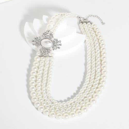 Colar de pérolas de plástico, Concha de resina, with 2.76 Inch extender chain, joias de moda & multicamada & para mulher & com strass, branco, comprimento 20.87 inchaltura, vendido por PC