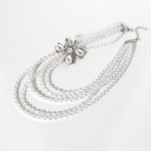 Colar de pérolas de plástico, Concha de resina, with 2.76 Inch extender chain, joias de moda & multicamada & para mulher & com strass, branco, comprimento 17.72 inchaltura, vendido por PC