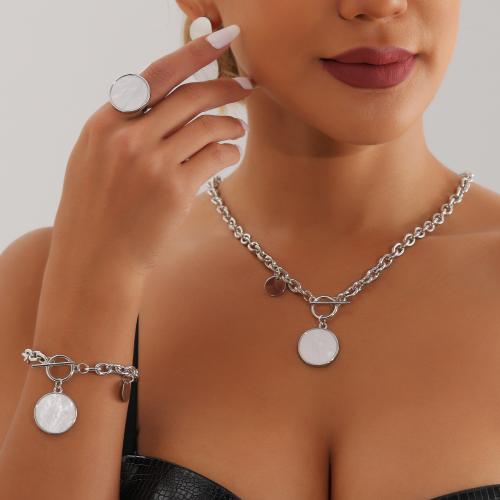 Zink Alloy Jewelry Sets, finger ring & armband & örhänge & halsband, med White Shell, Rund, silver pläterad, olika stilar för val & för kvinna, fler färger för val, nickel, bly och kadmium gratis, Säljs av PC