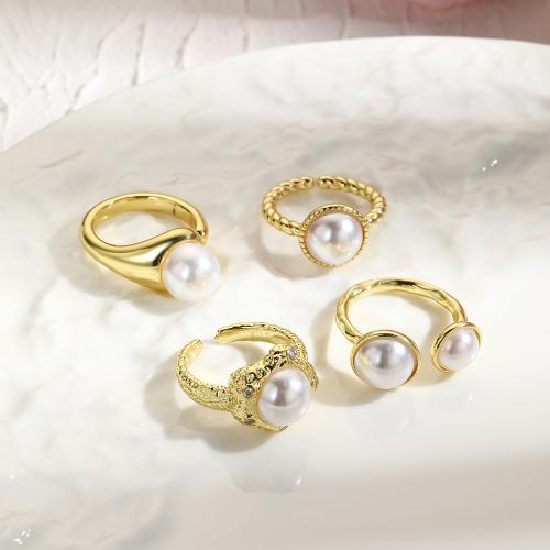 Messing fingerring, med Cubic Zirconia & Plastic Pearl, forgyldt, forskellige stilarter for valg & for kvinde, flere farver til valg, nikkel, bly & cadmium fri, Solgt af PC