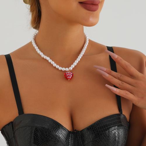 Zinc Alloy smykker halskæde, med Plastic Pearl, Heart, guldfarve belagt, for kvinde, rød, nikkel, bly & cadmium fri, Solgt af PC