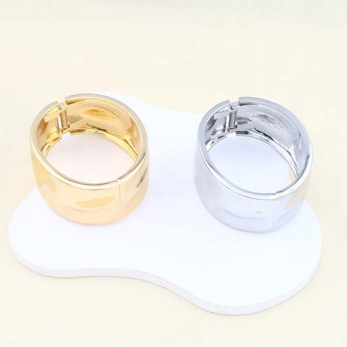 Zinc Alloy Bangle with Iron plated fashion jewelry nickel lead & cadmium free Sold By Bag