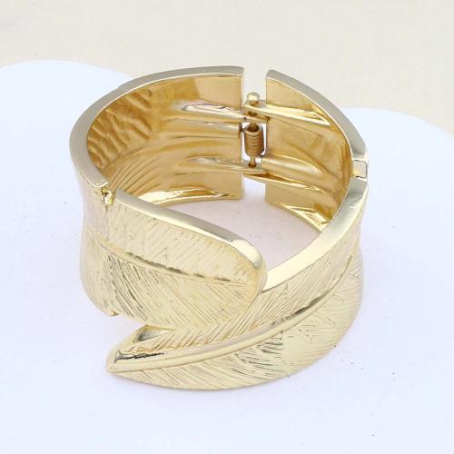 Cink Alloy Bangle Nakit, s Željezo, pozlaćen, modni nakit, zlatan, nikal, olovo i kadmij besplatno, 62.20x61.40x36.80mm, 12računala/Torba, Prodano By Torba