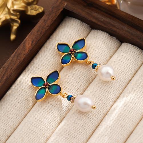 Pendientes de Gota en Latón, metal, con Perlas cultivadas de agua dulce, Flor, chapado en color dorado, para mujer & esmalte, azul, libre de níquel, plomo & cadmio, 18x36mm, Vendido por Par