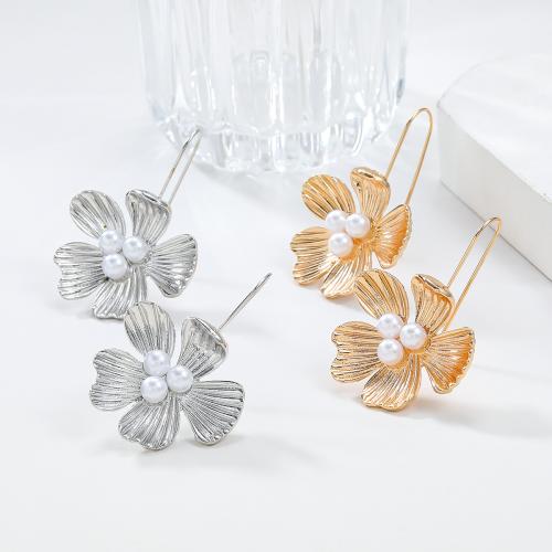 Sinc Alloy Earrings, le Pearl Plaisteacha, Flower, jewelry faisin & do bhean, dathanna níos mó le haghaidh rogha, 51x38mm, Díolta De réir Péire