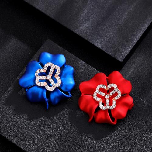 Cubic Zirconia Broche, metal, Flor, chapado en color dorado, micro arcilla de zirconia cúbica & para mujer, más colores para la opción, libre de níquel, plomo & cadmio, 30x32mm, Vendido por UD