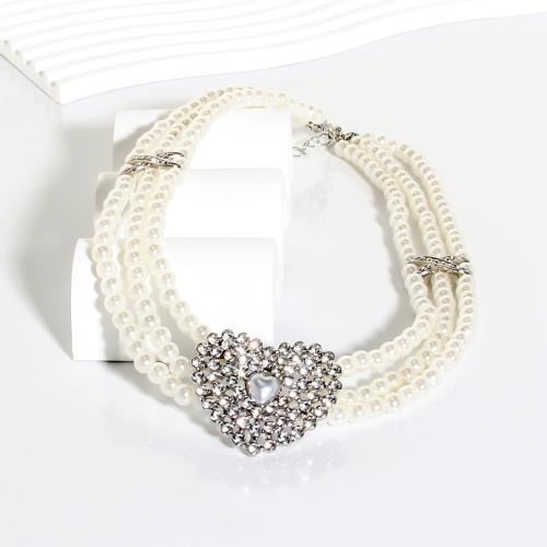 Colar de pérolas de plástico, Concha de resina, with 2.56 Inch extender chain, joias de moda & multicamada & para mulher & com strass, branco, comprimento 16.93 inchaltura, vendido por PC