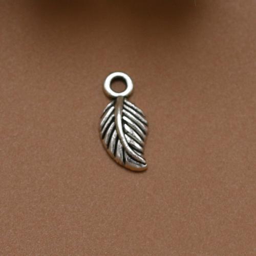 Pendentifs feuilles en alliage de zinc , Plaqué de couleur d'argent, Vintage & bijoux de mode & DIY, protéger l'environnement, sans nickel, plomb et cadmium, 15x6mm, Environ 100PC/sac, Vendu par sac