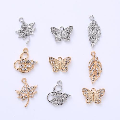 Sinc Alloy Rhinestone Pendants, plátáilte, DIY & stíleanna éagsúla do rogha & le rhinestone, dathanna níos mó le haghaidh rogha, 200ríomhairí pearsanta/Lot, Díolta De réir Lot