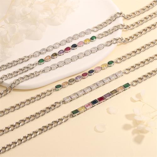 Collier en laiton cubique Zircon Micro Pave, avec 5cm chaînes de rallonge, Placage de couleur d'or, bijoux de mode & modèles différents pour le choix & pavé de micro zircon, doré, protéger l'environnement, sans nickel, plomb et cadmium, Longueur 35 cm, Vendu par PC